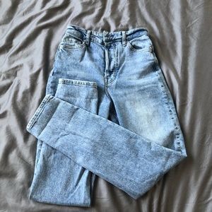 HM Mom jeans